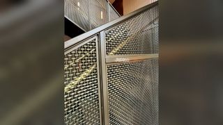Tinggikan Ruangan Anda dengan Wire Mesh Dekoratif Premium