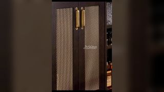 Solusi Ruang Bergaya Pembatas Ruangan Wire Mesh Modern
