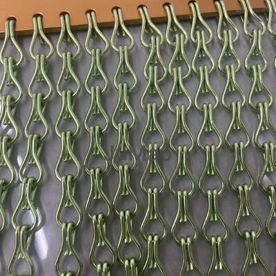 Kuningan Finishes Metal Chain Link Tirai Featuring 25mm Chain Link Panjang dan tahan lama Teknologi Rantai Aluminium untuk Komersial