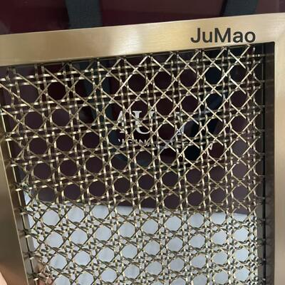 Framing And Tensioning Architectural Mesh Metal Mesh Dekoratif Ideal untuk Fasad Cladding Partisi Interior dan Desain Langit-langit